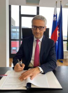 The Agreement was signed on distance by Slovenia’s Minister of Education, Science and Sport and Deputy Prime Minister Dr Jernej Pikalo and UNESCO’s Assistant Director-General for Communication and Information Mr. Moez Chakchouk as the representative of the Director- General on 5 March 2020.